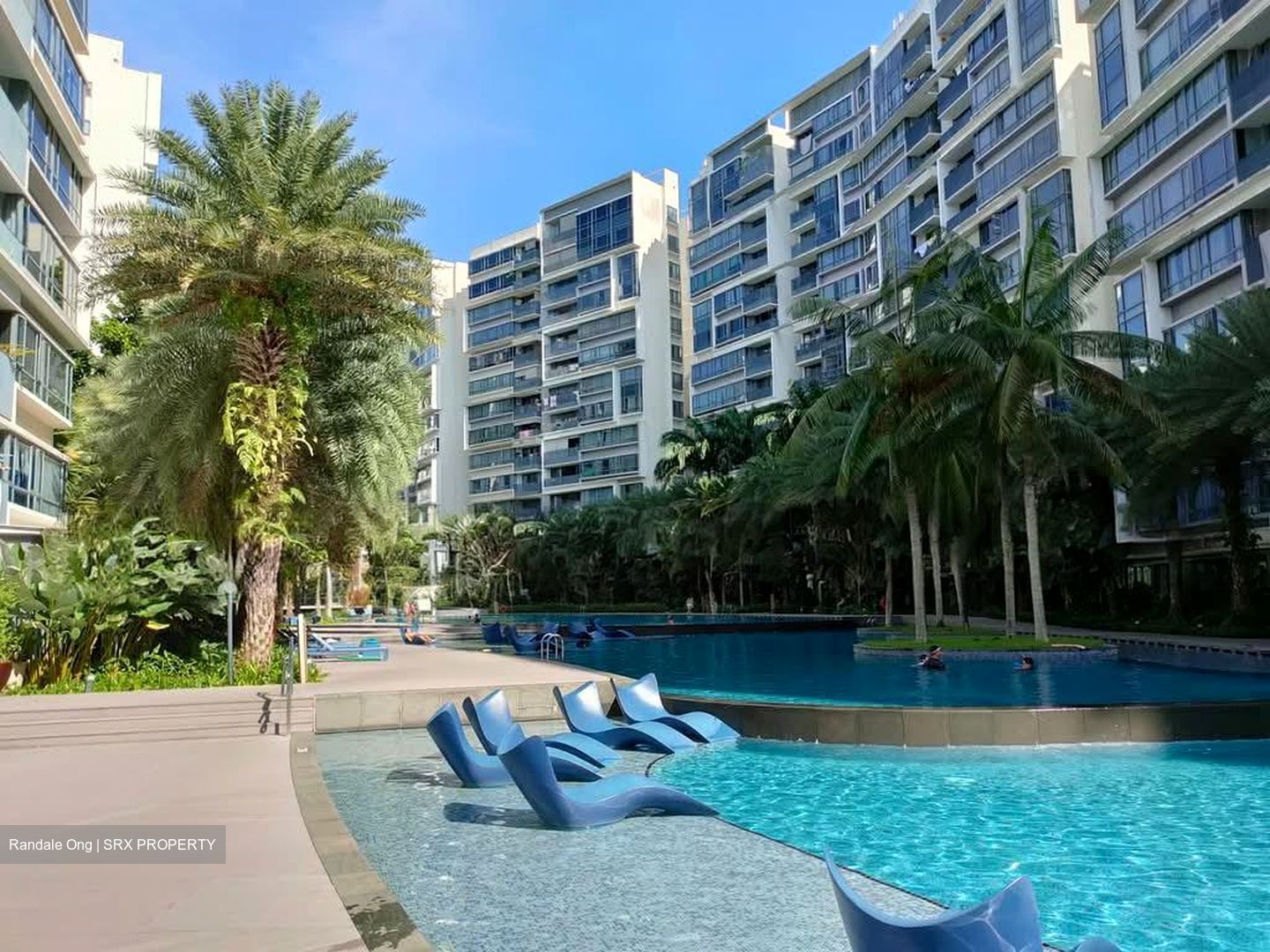 The Palette (D18), Condominium #554740131